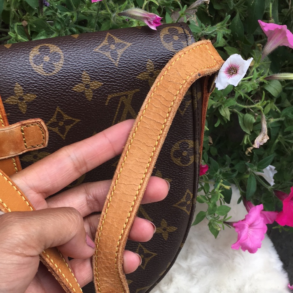 Authentic Louis Vuitton Chantily MM. - Picture 7 of 16